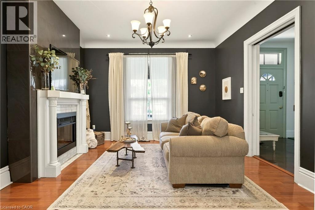 68 DELAWARE Avenue - 10