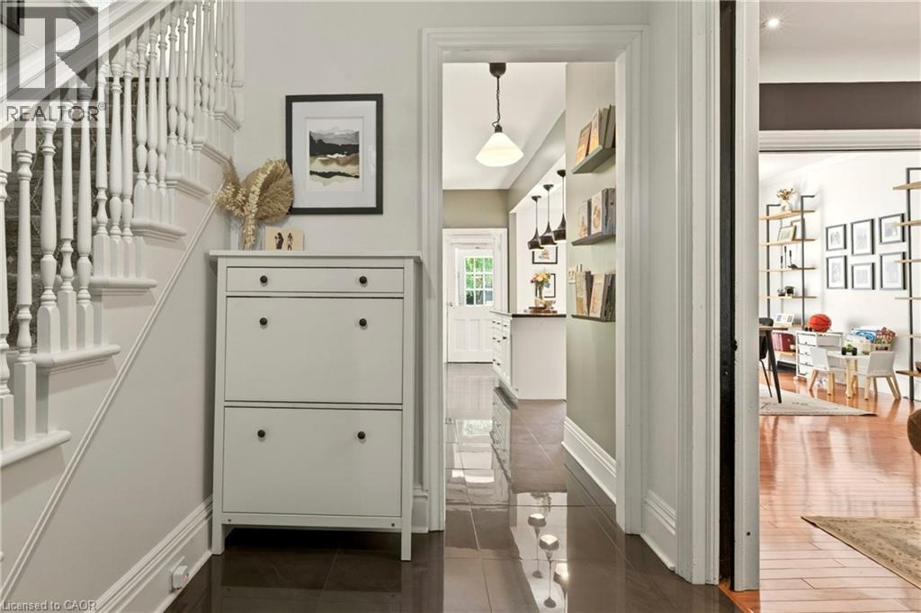 68 DELAWARE Avenue - 4