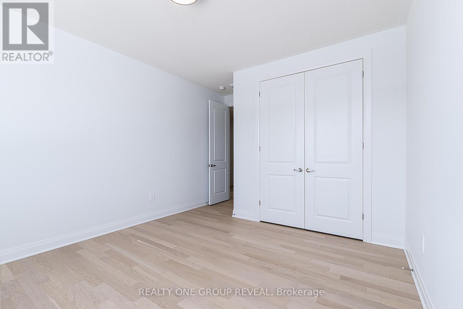 130 LESLIE RICHARDS STREET - 19