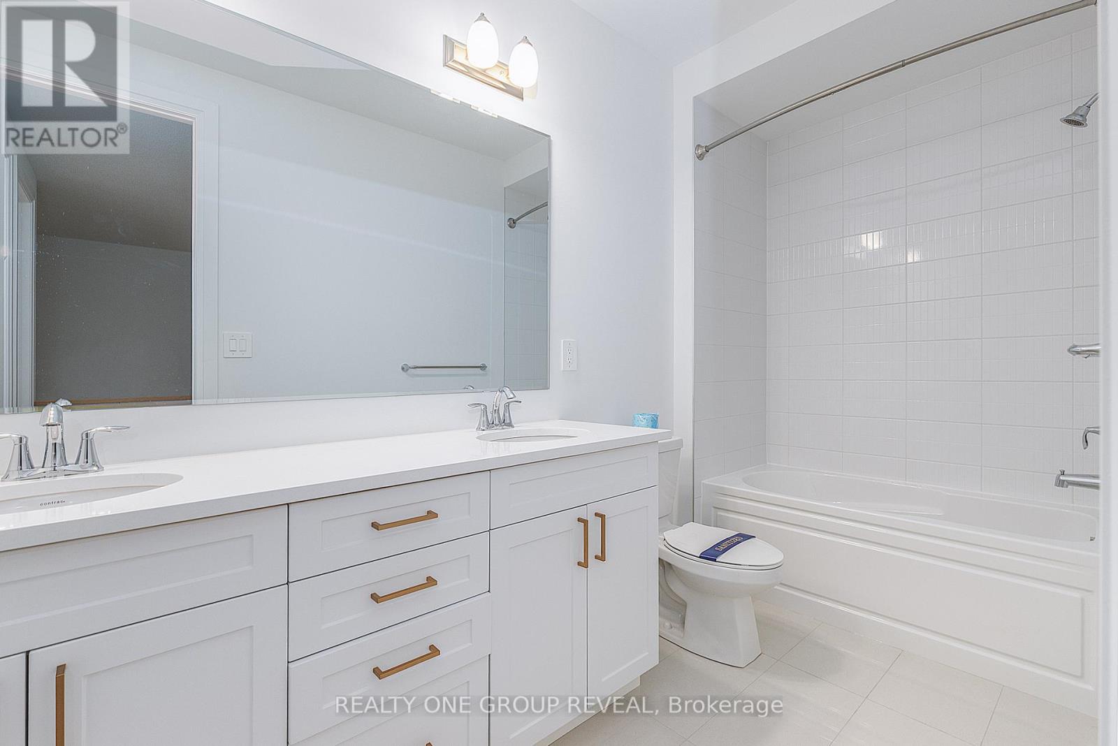 130 LESLIE RICHARDS STREET - 22
