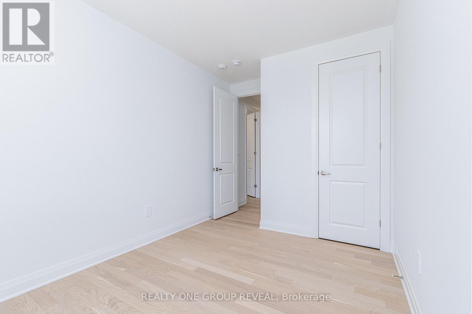 130 LESLIE RICHARDS STREET - 25