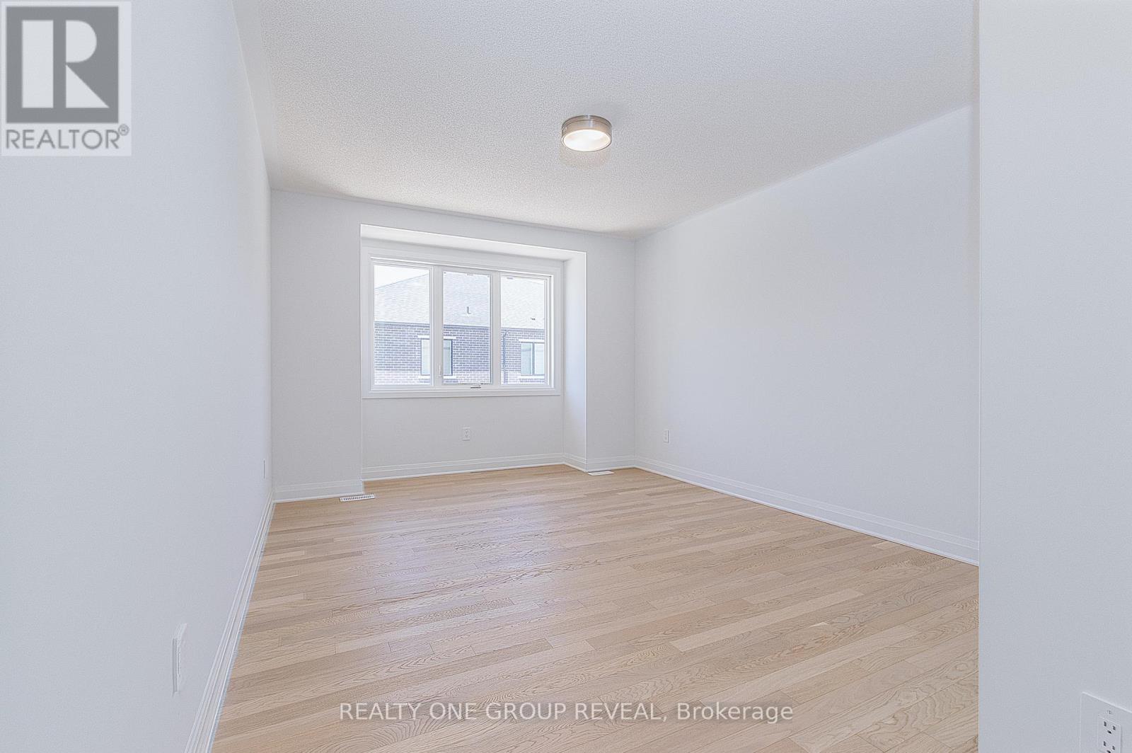 130 LESLIE RICHARDS STREET - 26