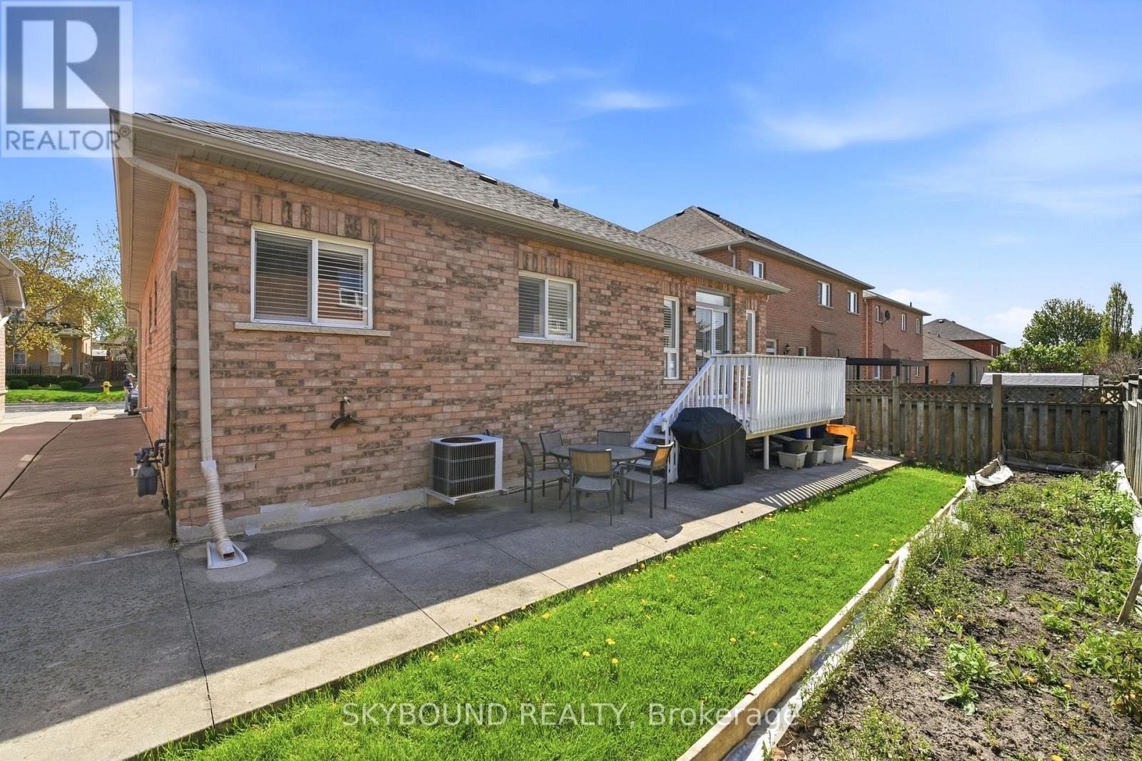 46 TAVIO WAY - 23