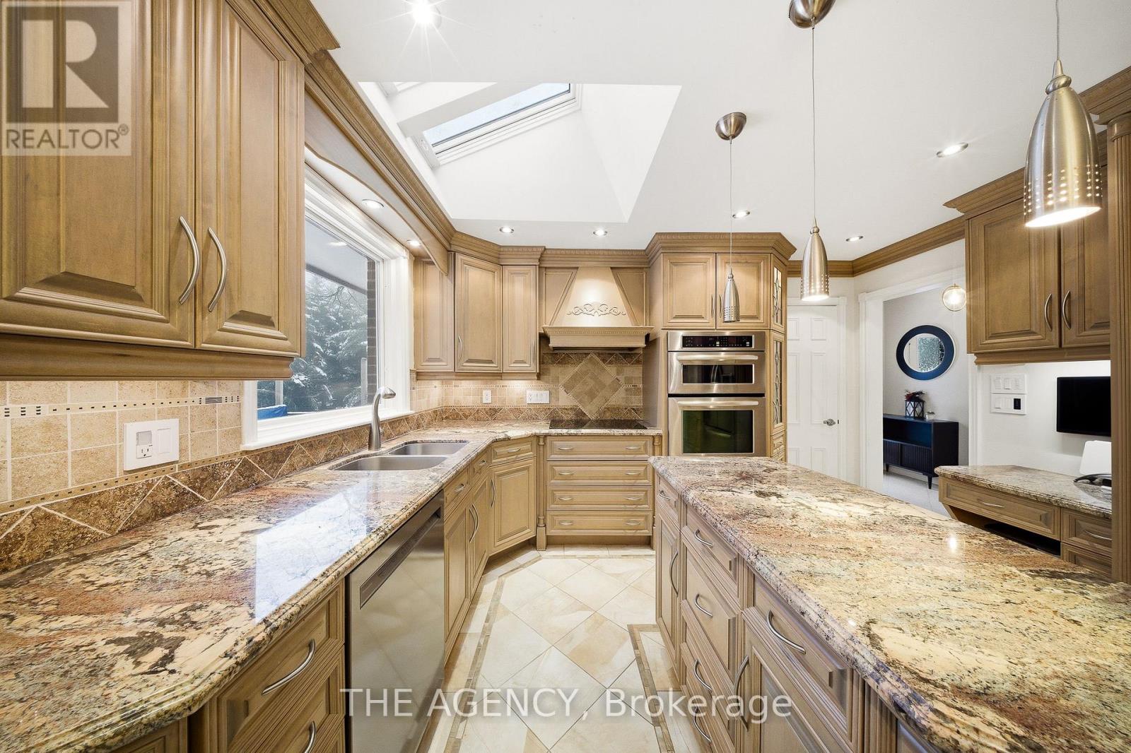 23 CEDARWOOD CRESCENT - 16