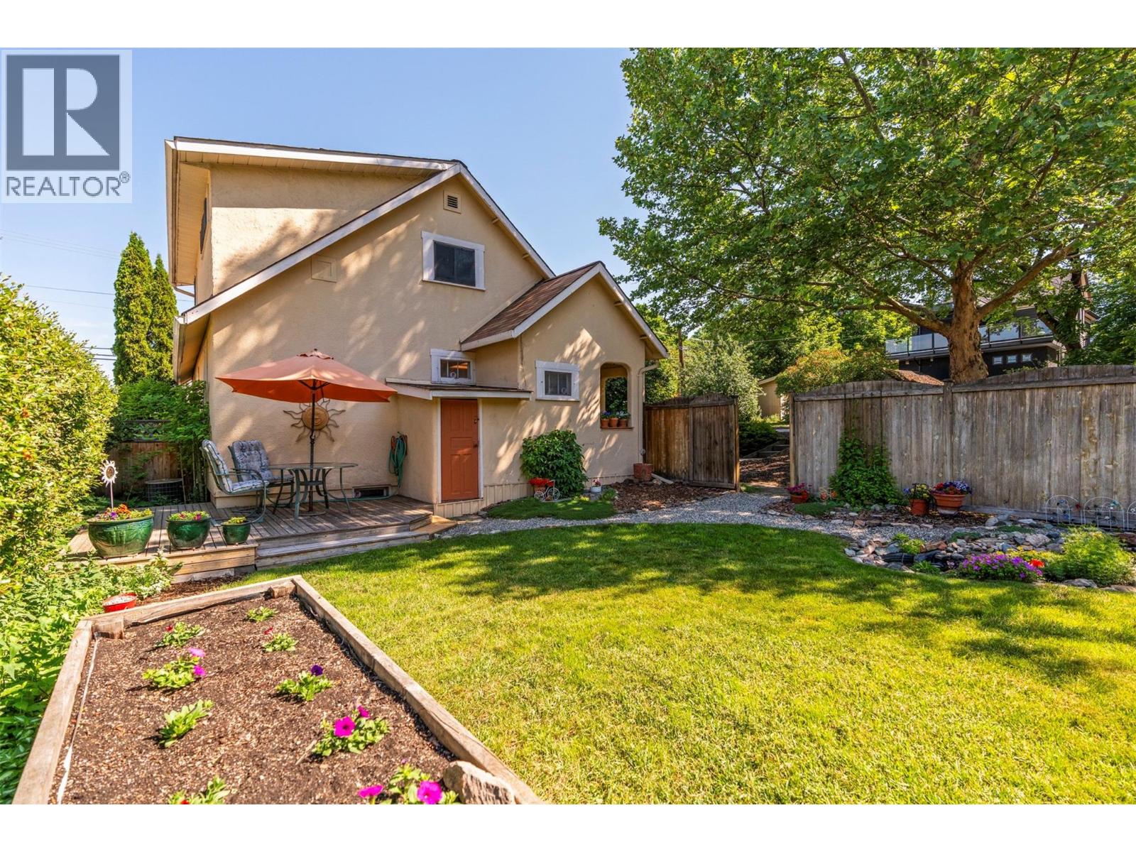 2400 32 Avenue, Vernon