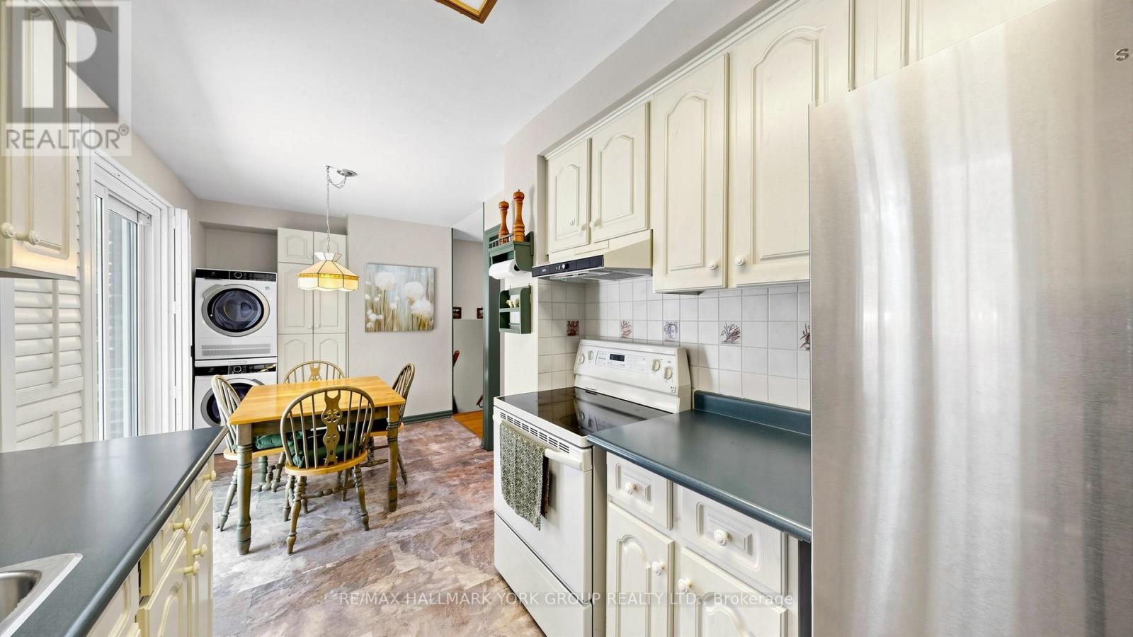 65 PORTER STREET - 7
