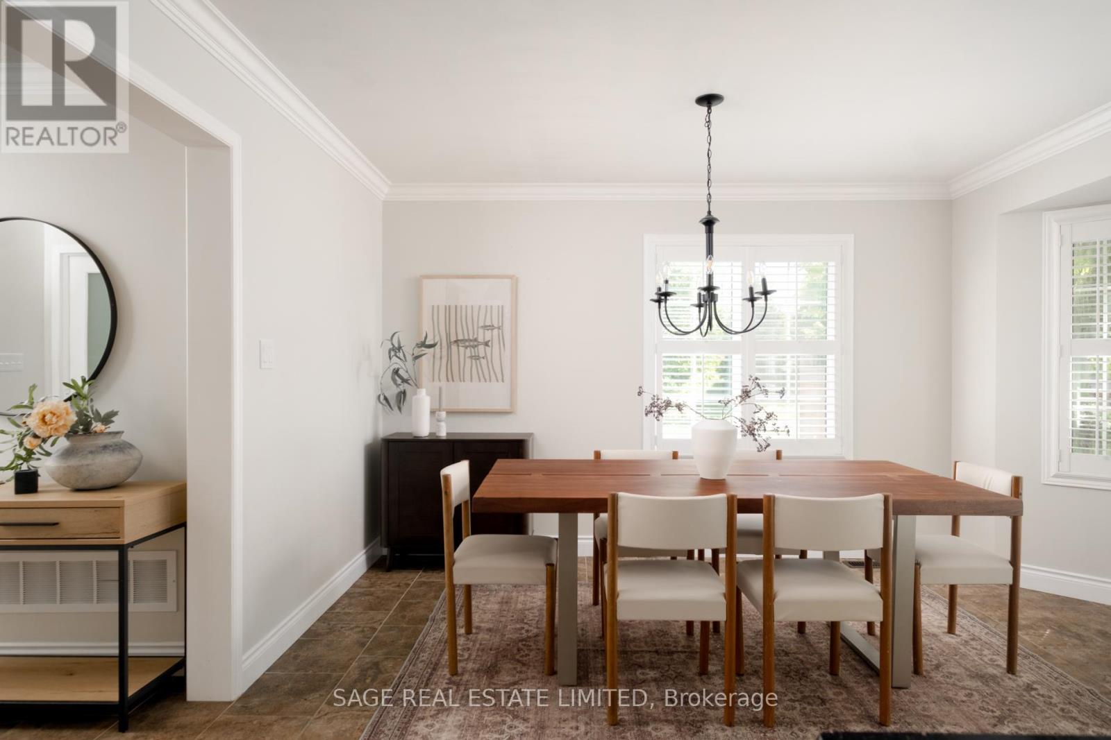 157 DELBERT CIRCLE - 13