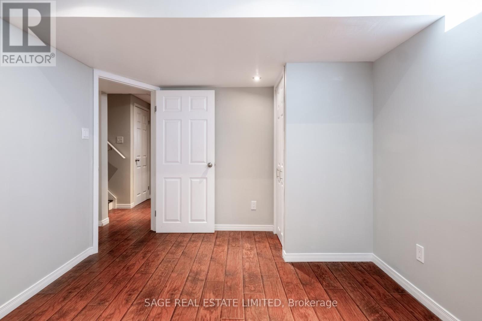 157 DELBERT CIRCLE - 43
