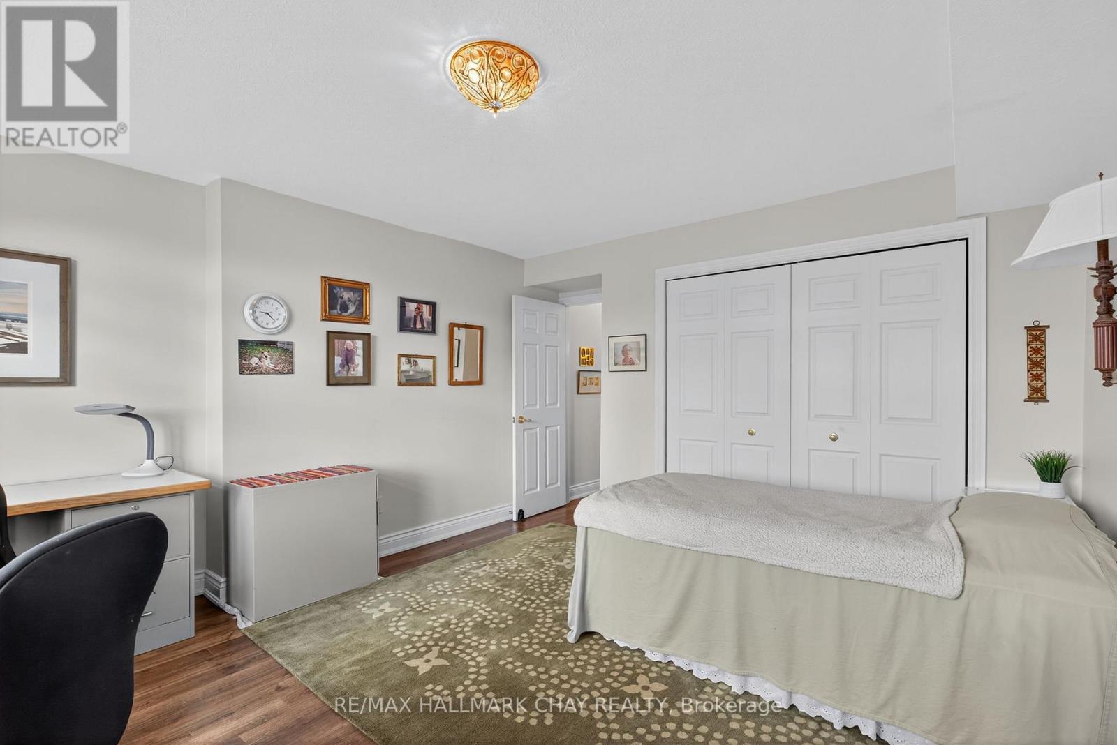 #10 222 STEEL STREET - 10