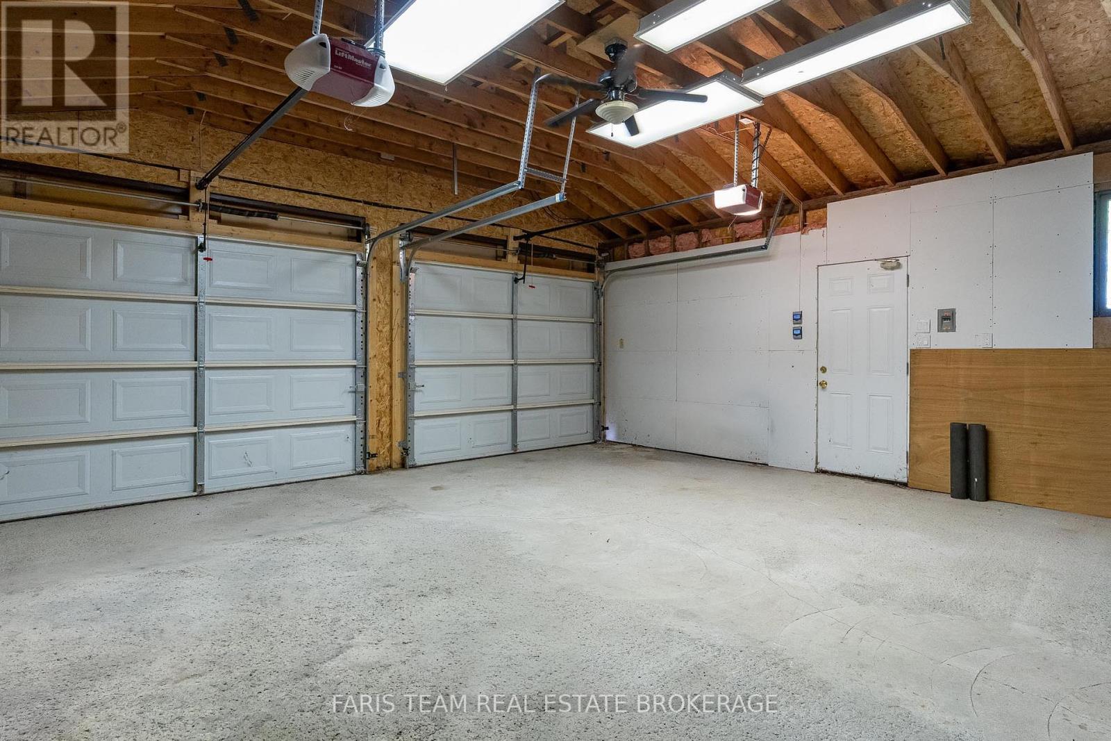 1787 CHAMPLAIN ROAD - 38