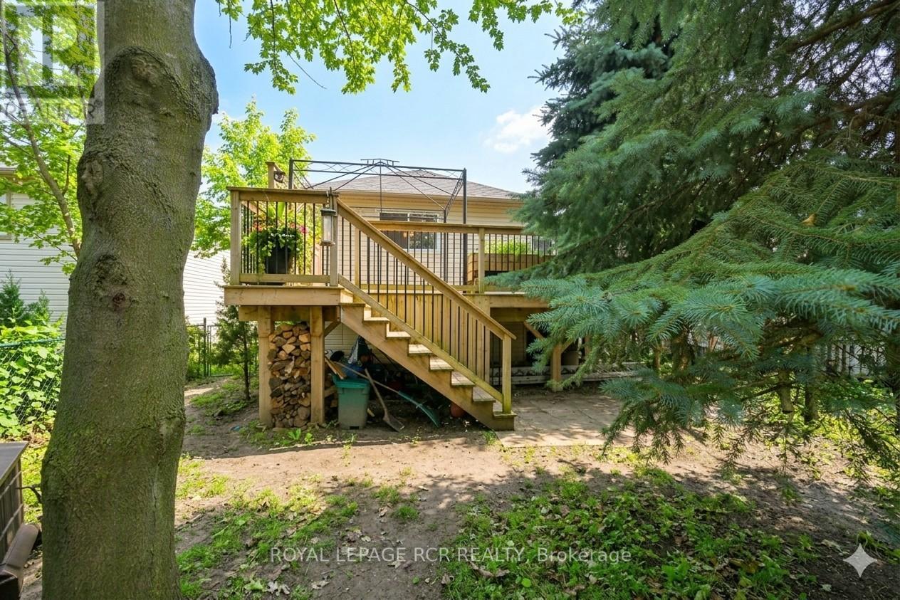 121 DYER DRIVE - 22