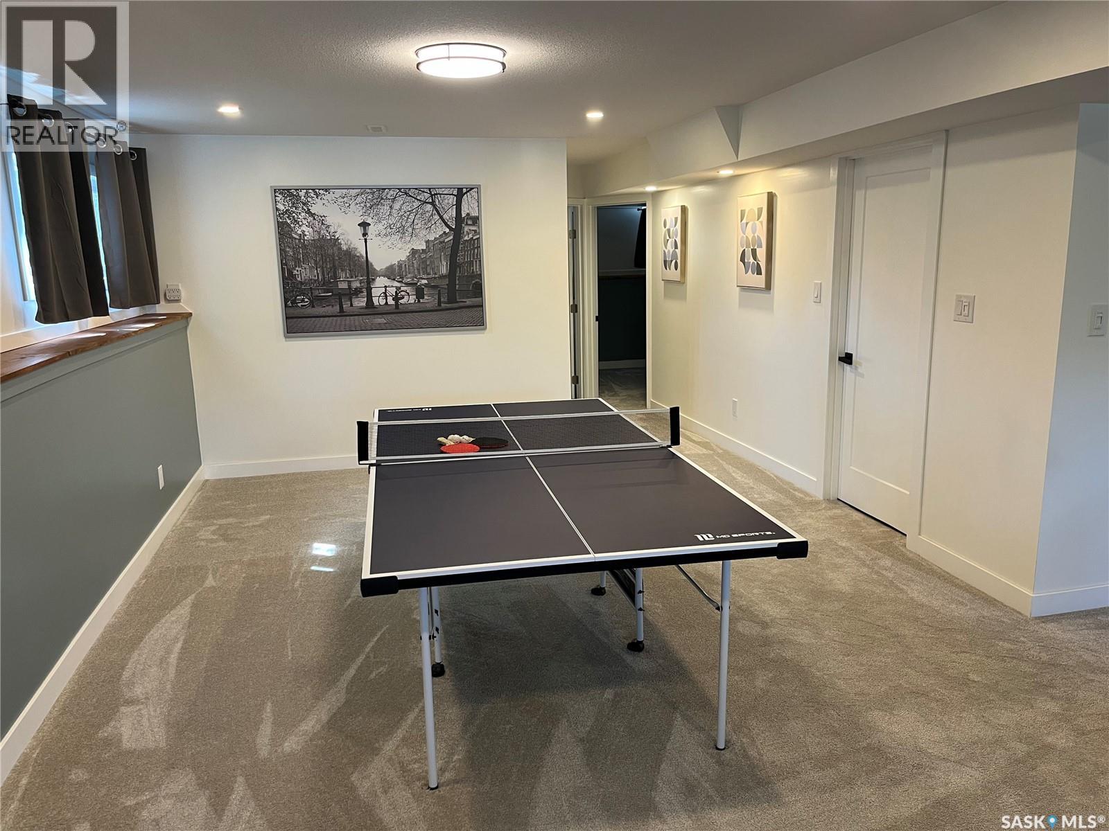 11 PLAINSVIEW DRIVE - 25