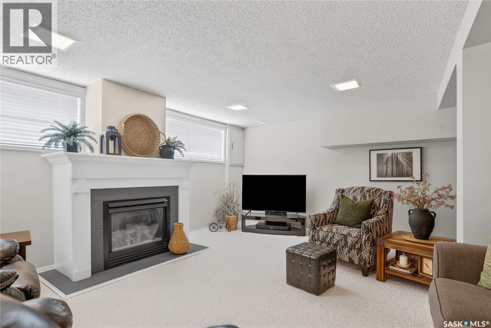 415 Chitek CRESCENT - 30