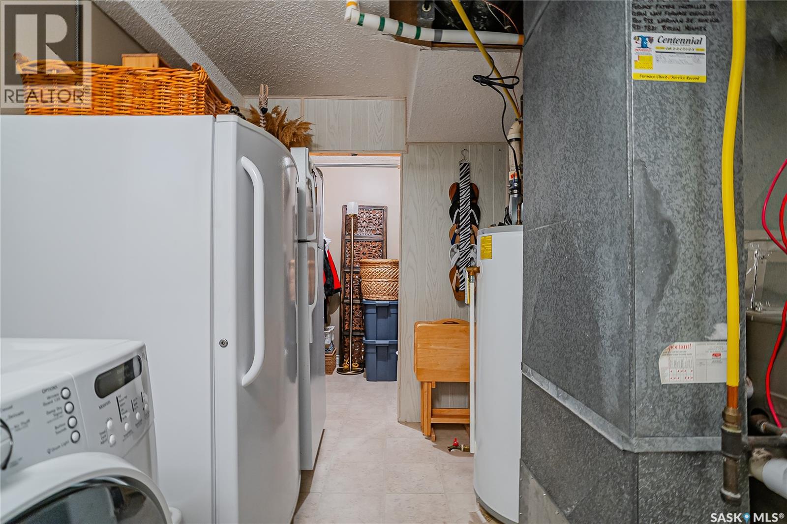 415 Chitek CRESCENT - 37