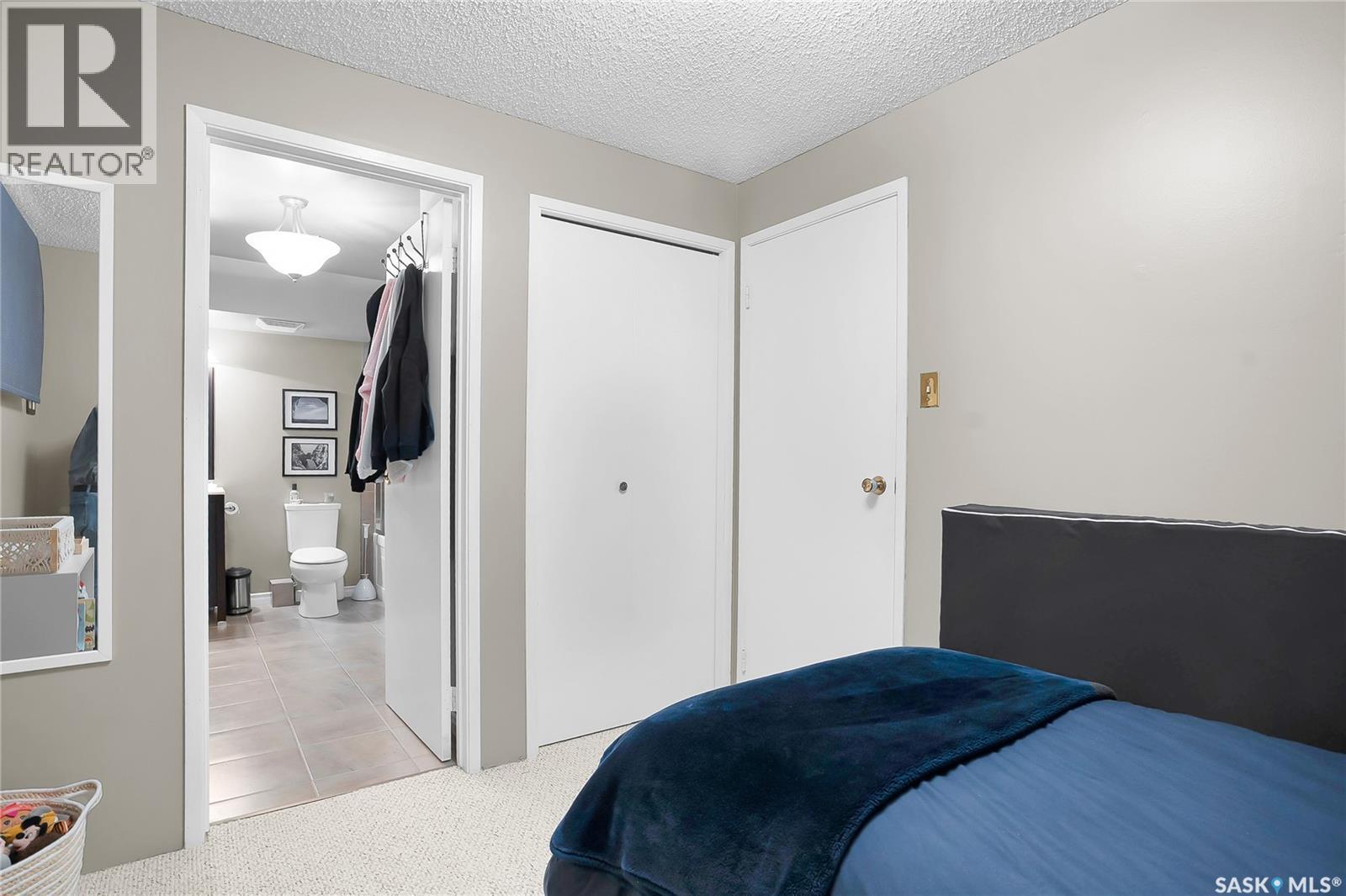 415 Chitek CRESCENT - 44