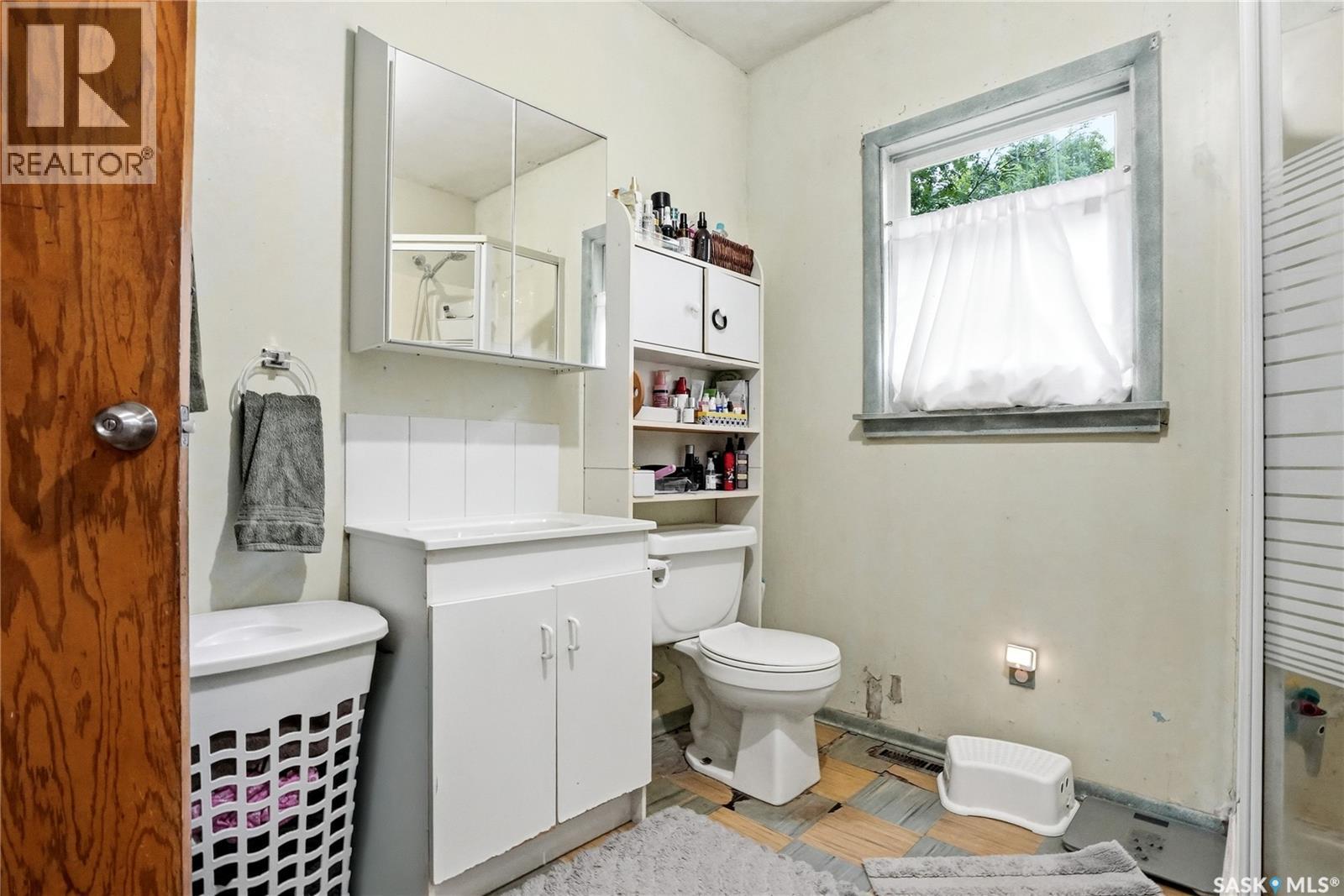1148 K AVENUE N - 19