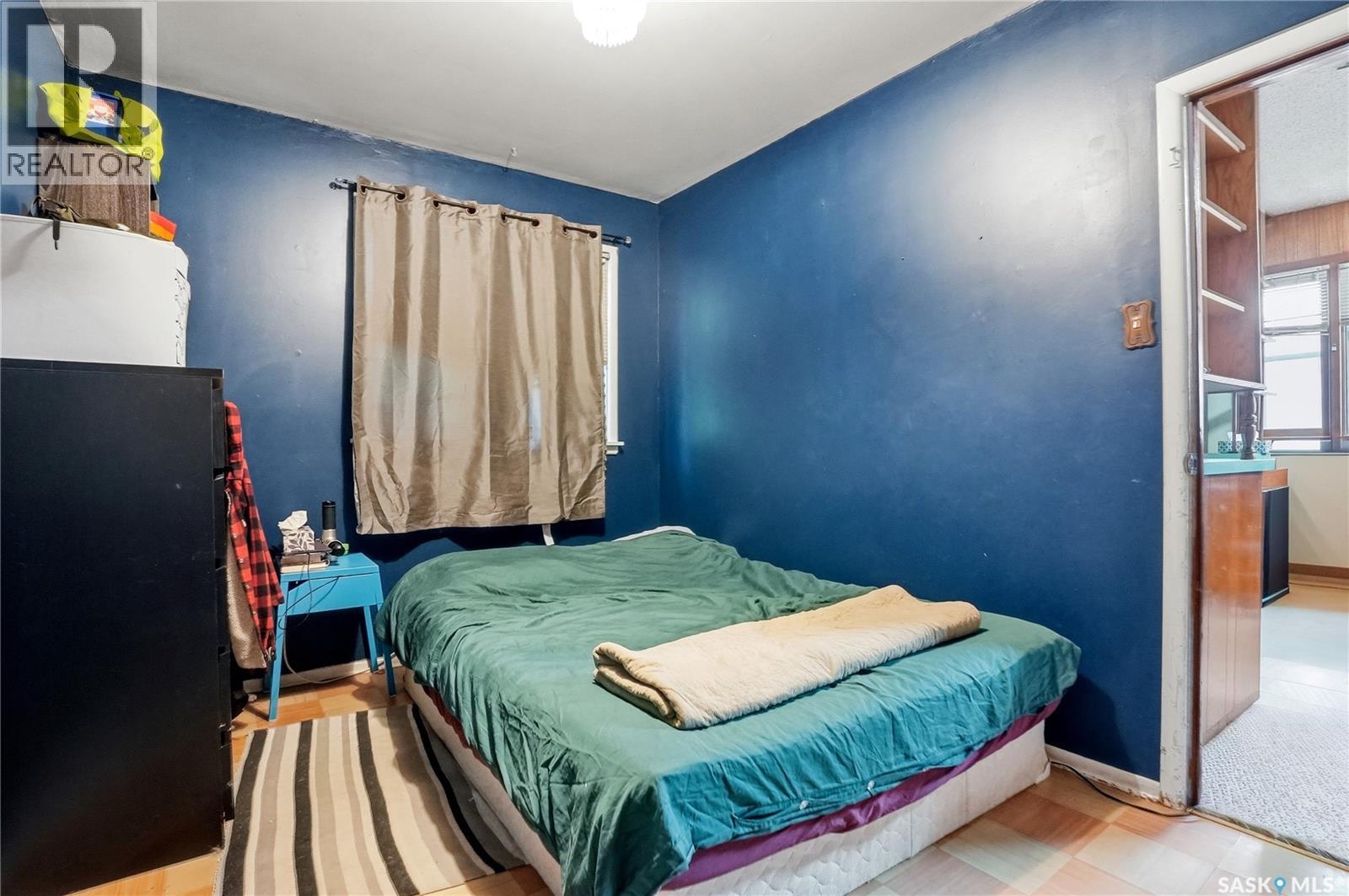 1148 K AVENUE N - 21