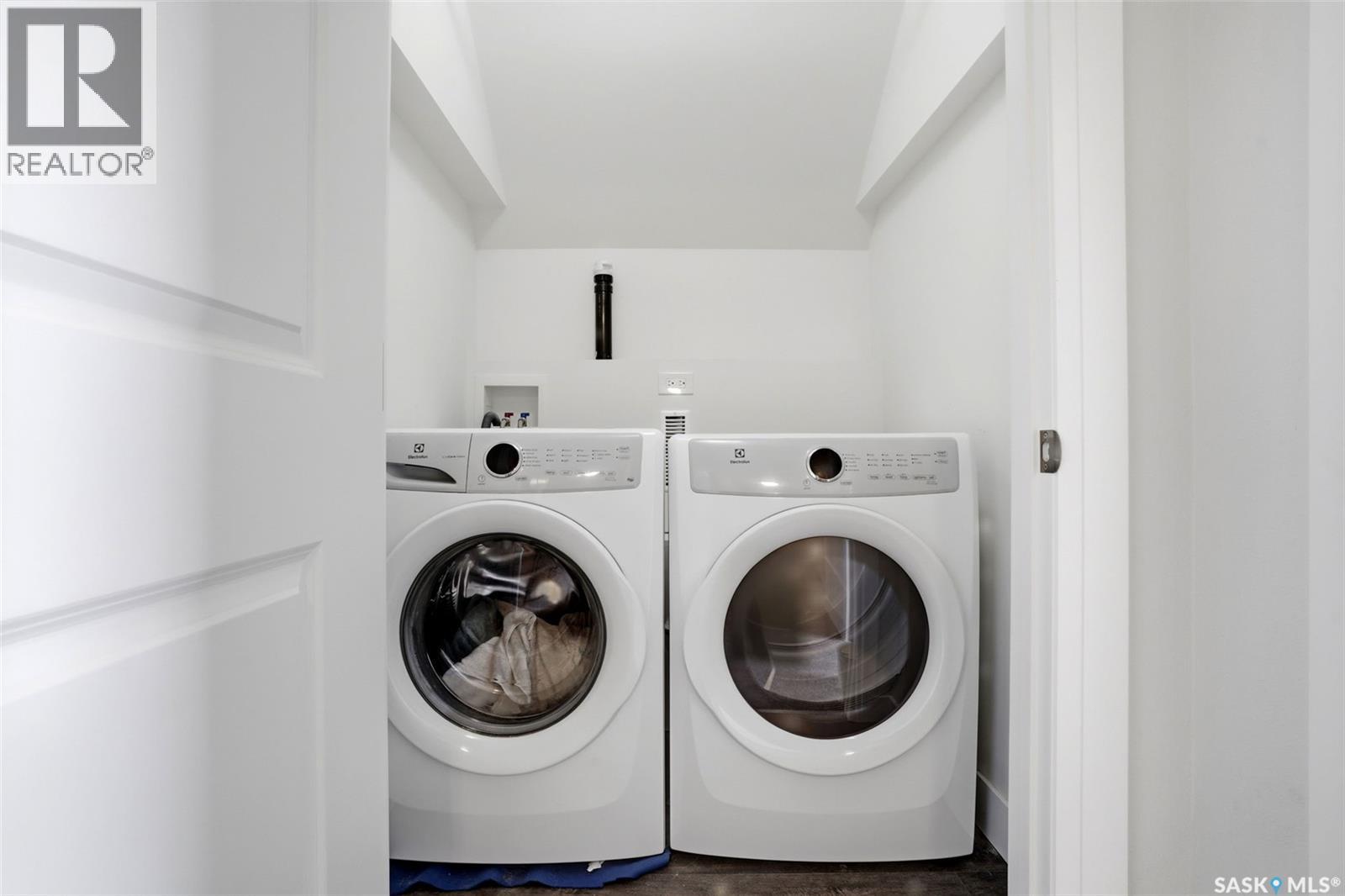 1030 Connaught AVENUE - 22