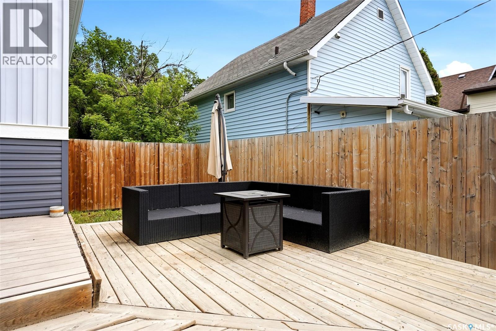 1030 Connaught AVENUE - 29