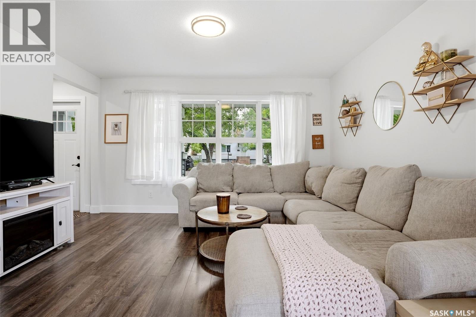 1030 Connaught AVENUE - 5