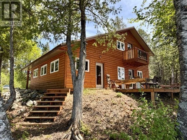 16 MANIWAKI LN