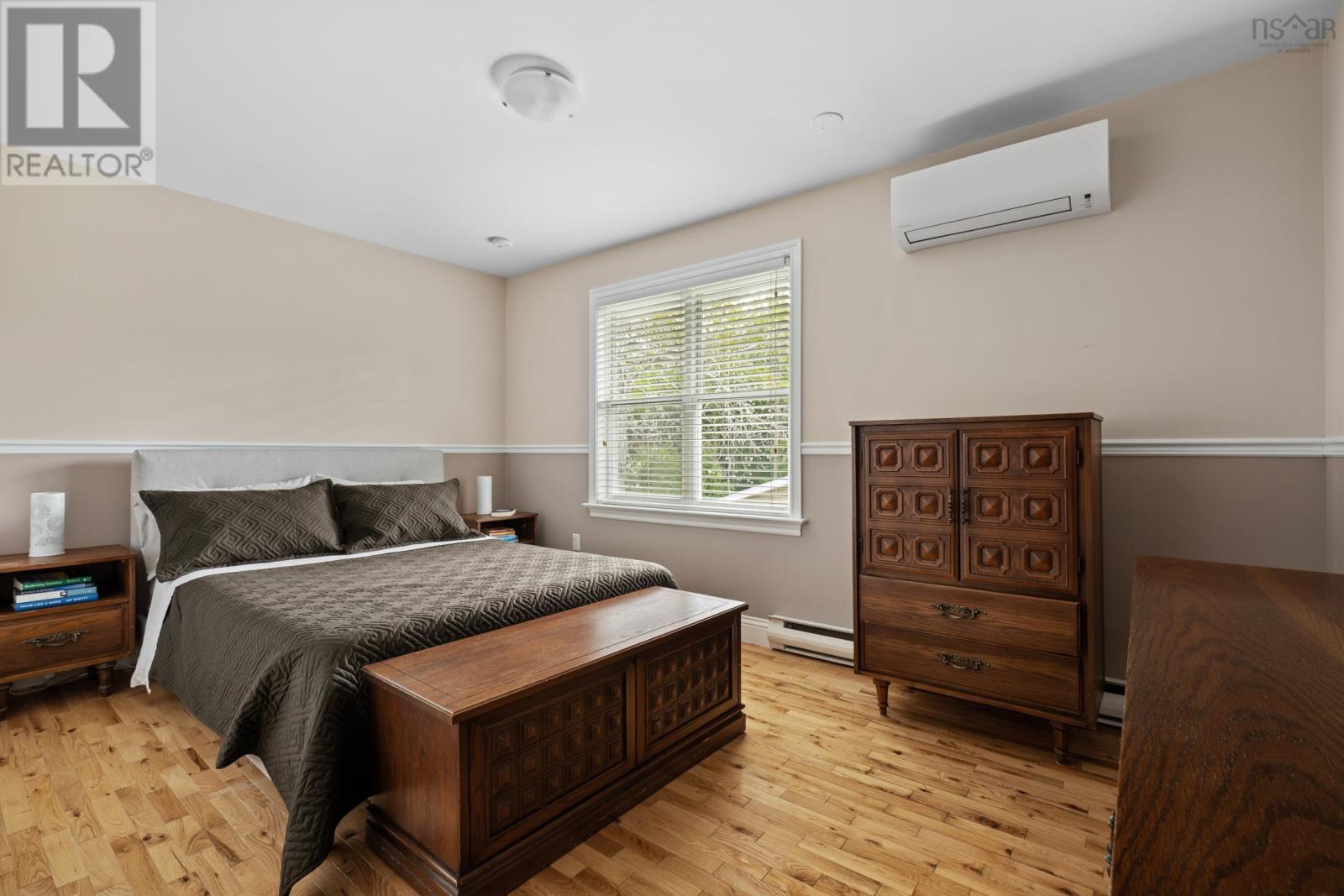 Property 25 of 48 of 1090 Montague Road
