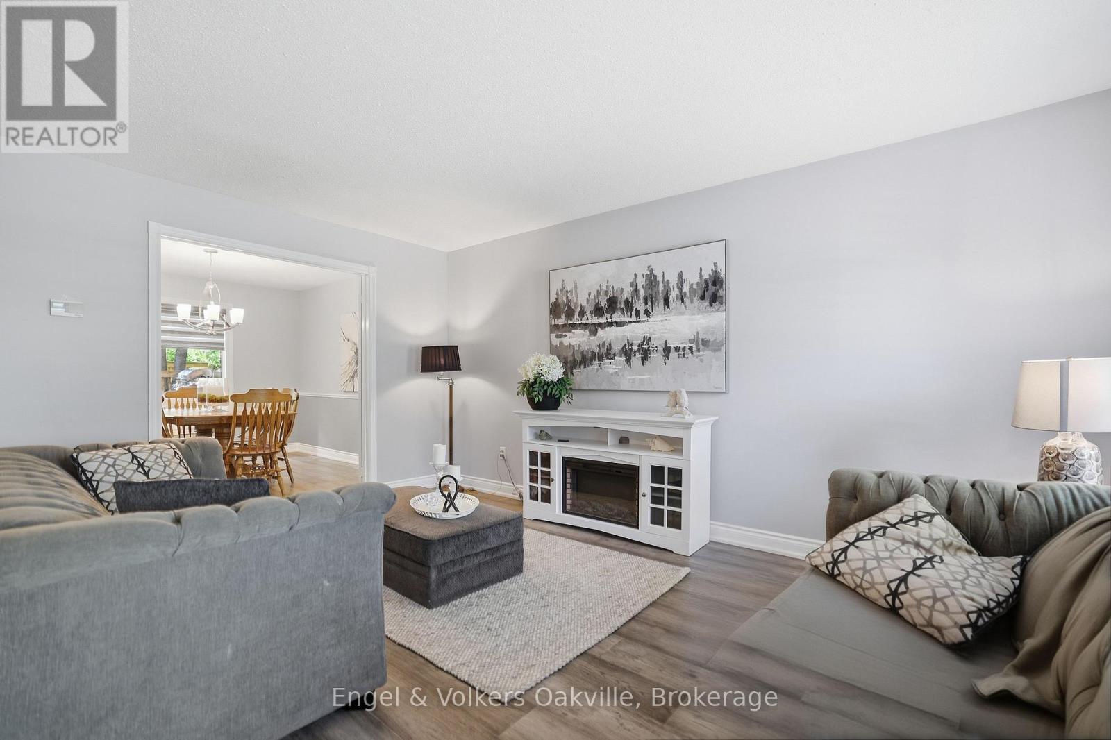1245 CREEKSIDE DRIVE - 3