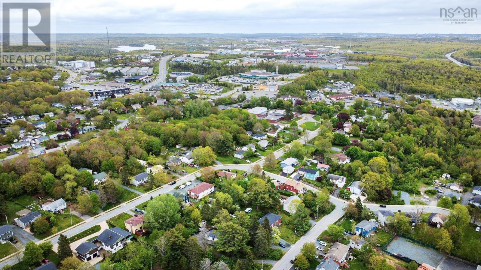22 Hillcrest Avenue - 35