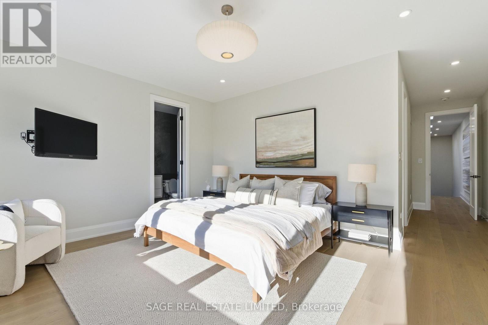 10 BRANT AVENUE - 20