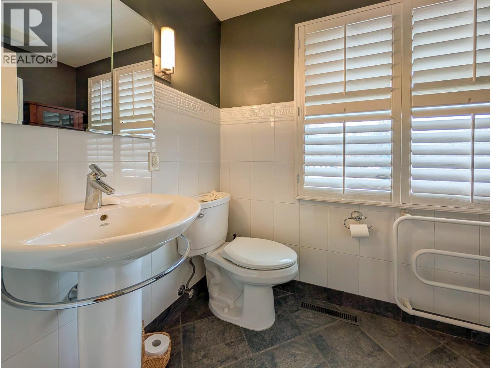 1689 BIRCH STREET, Prince George