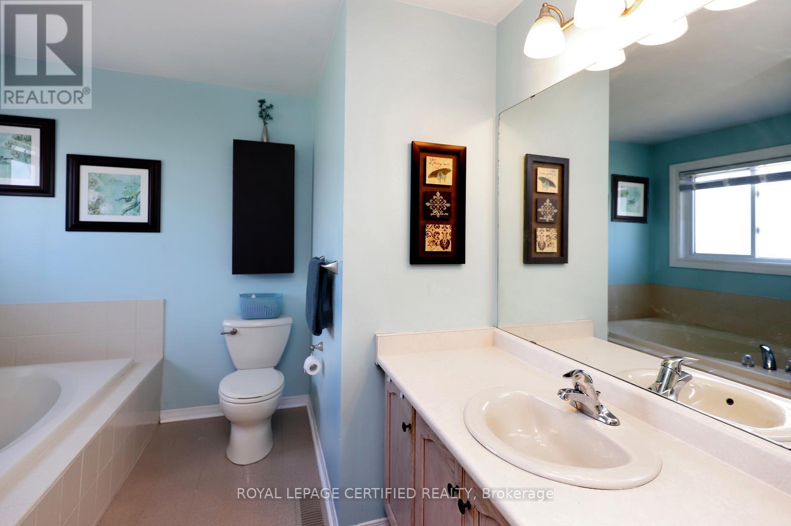 9 SPLIT RAIL ROAD - 26