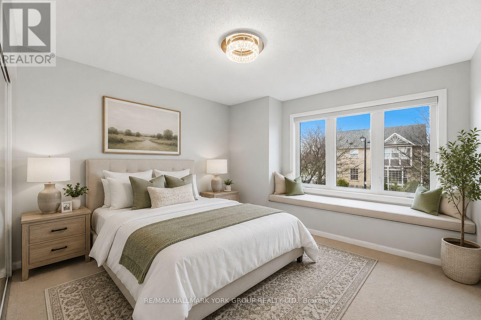 882 MCDUFFE CRESCENT - 15