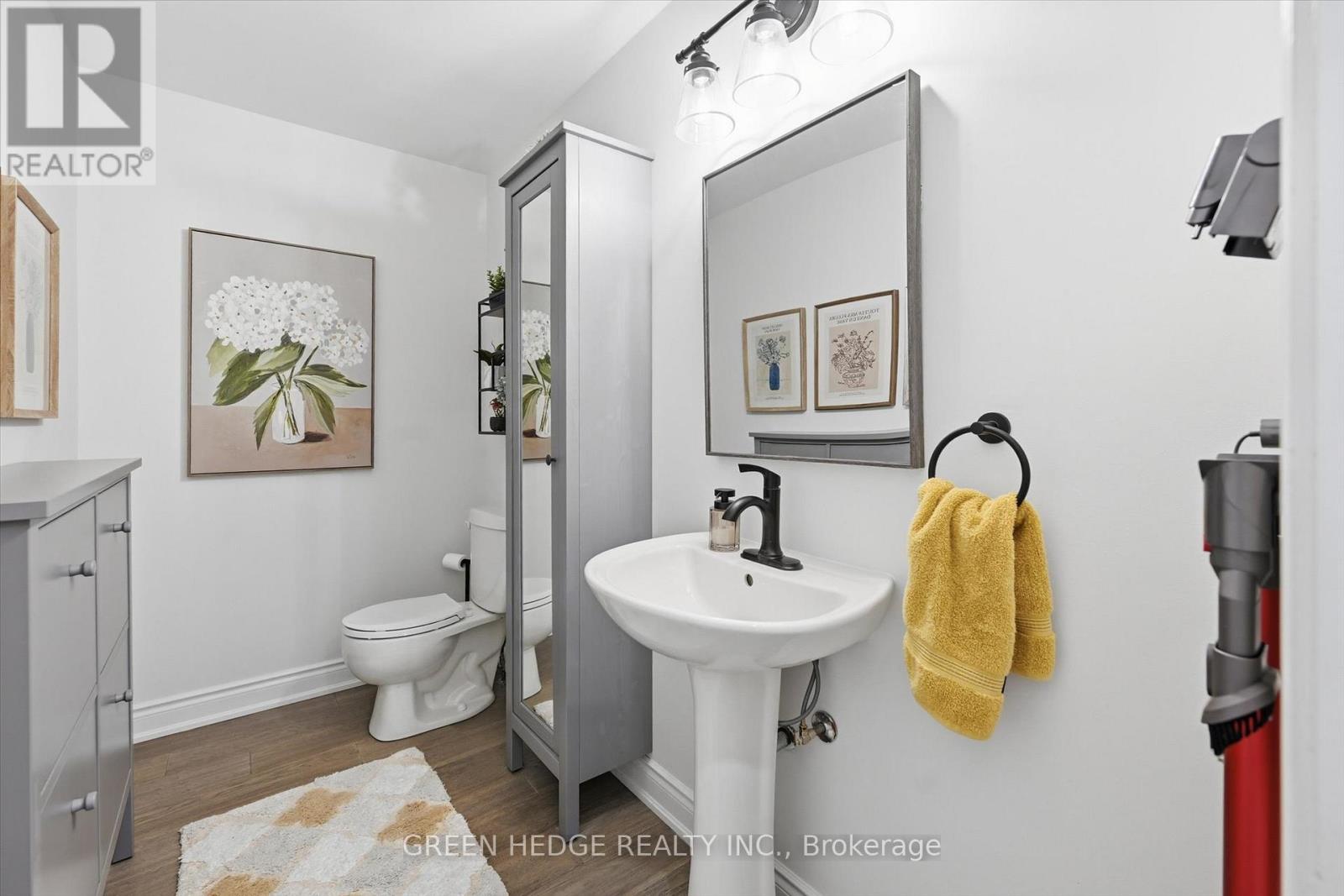 #5 4360 MILLCROFT PARK DRIVE - 19
