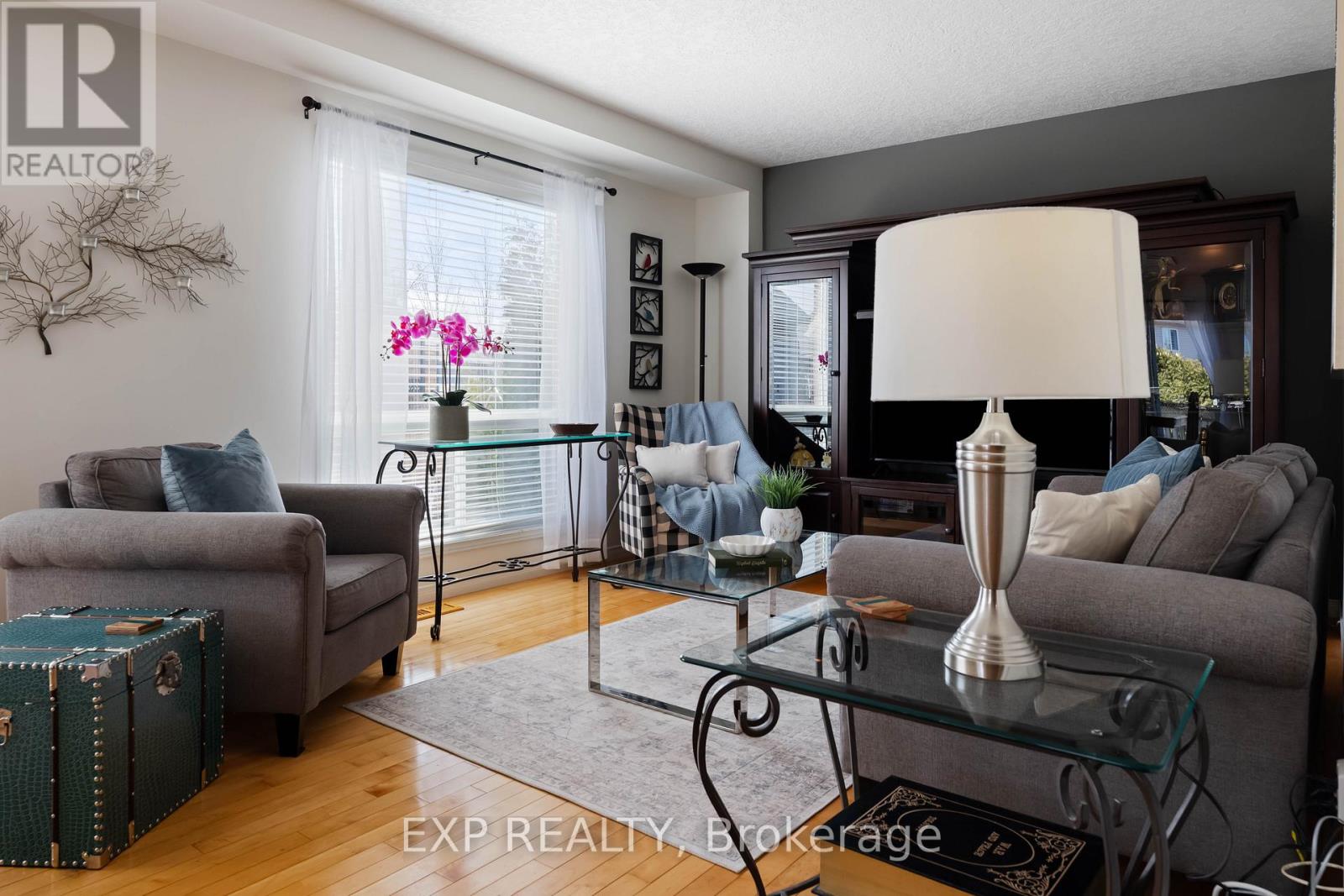 10 MCKITRICK DRIVE - 20