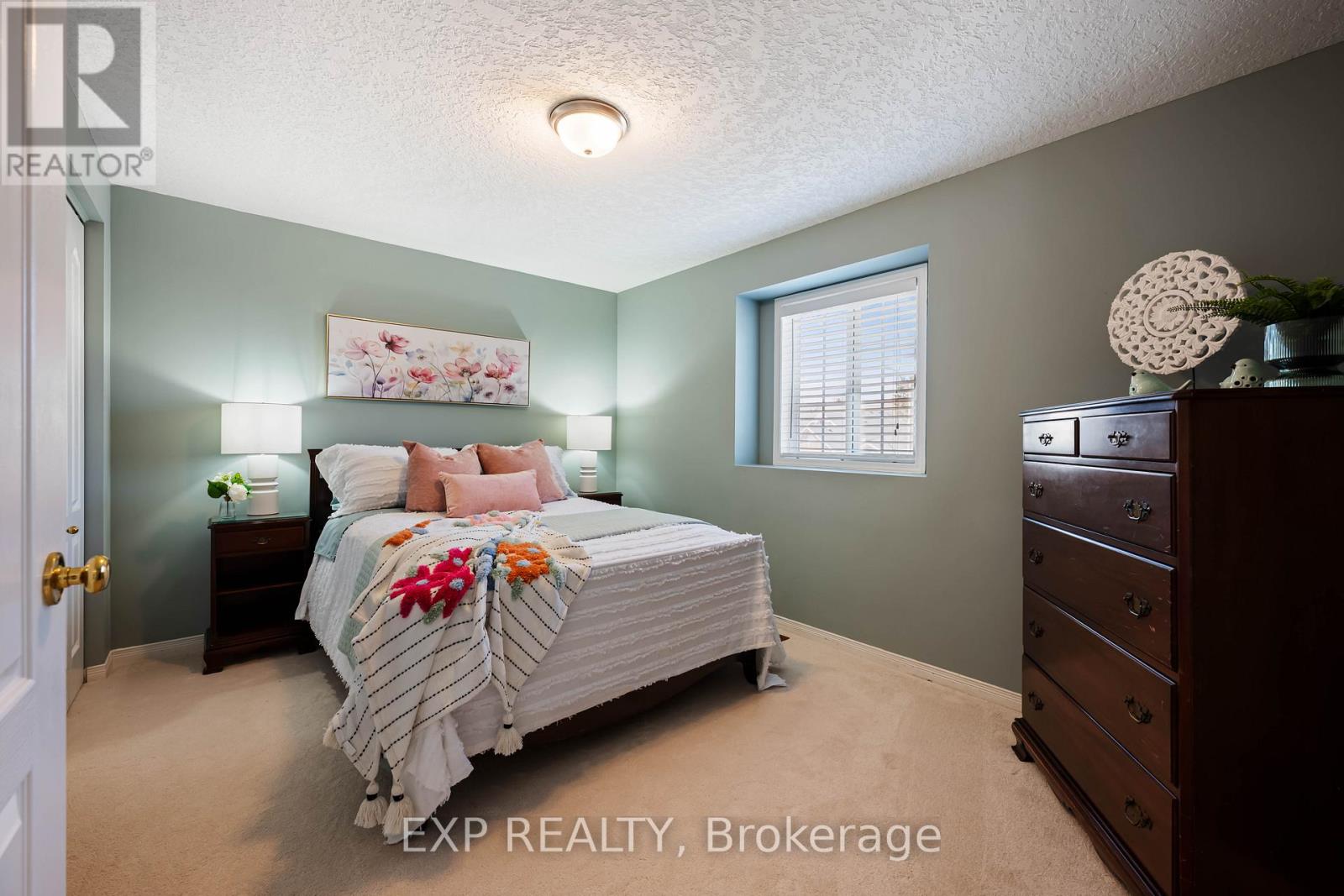 10 MCKITRICK DRIVE - 22