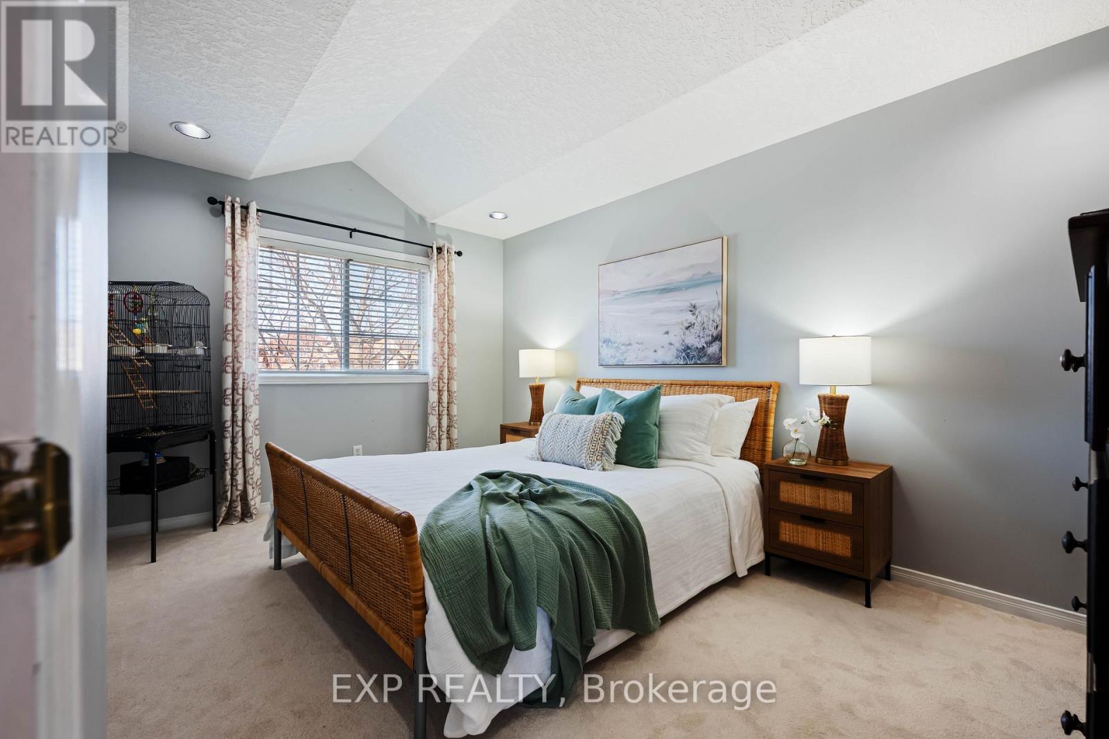 10 MCKITRICK DRIVE - 27