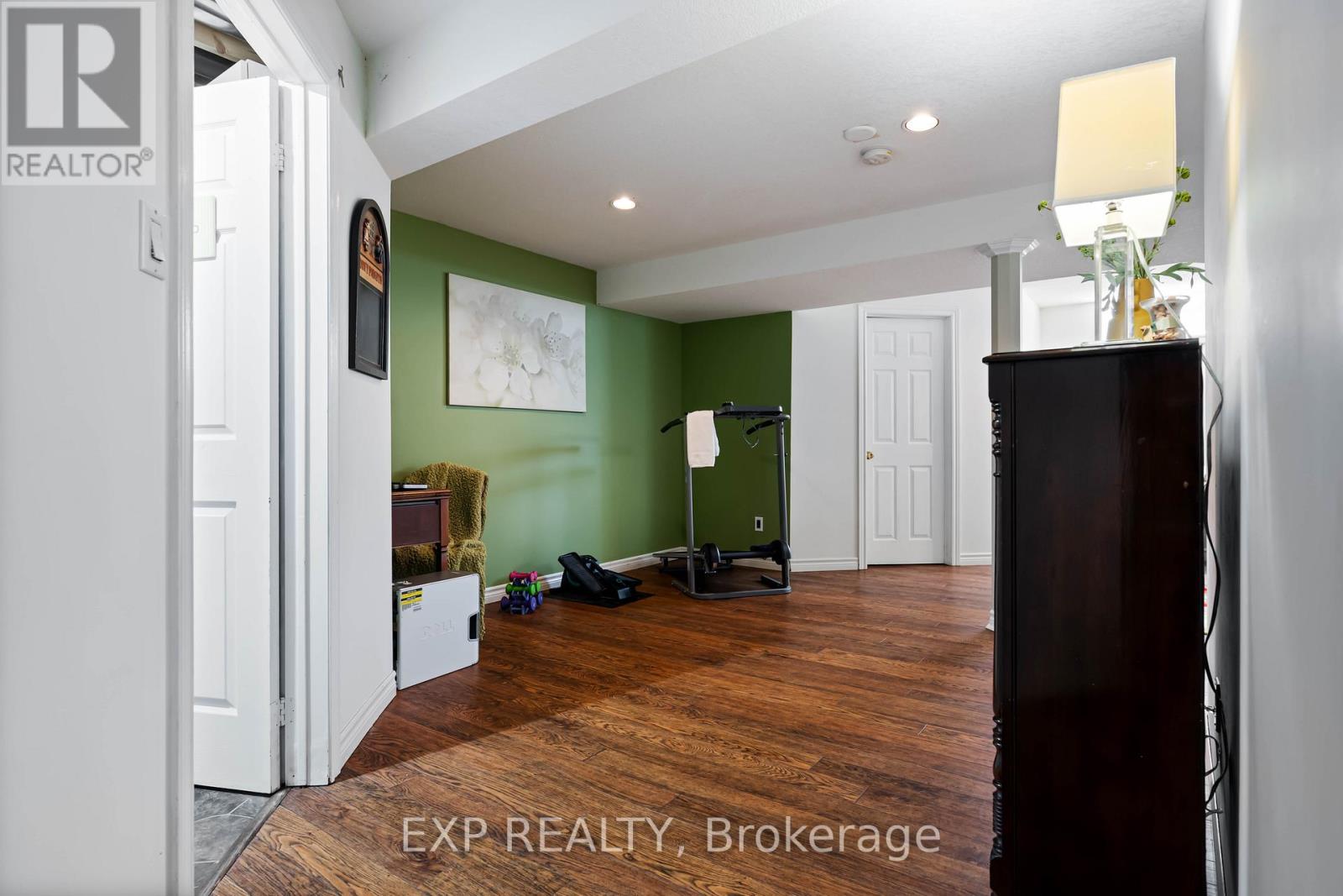 10 MCKITRICK DRIVE - 34
