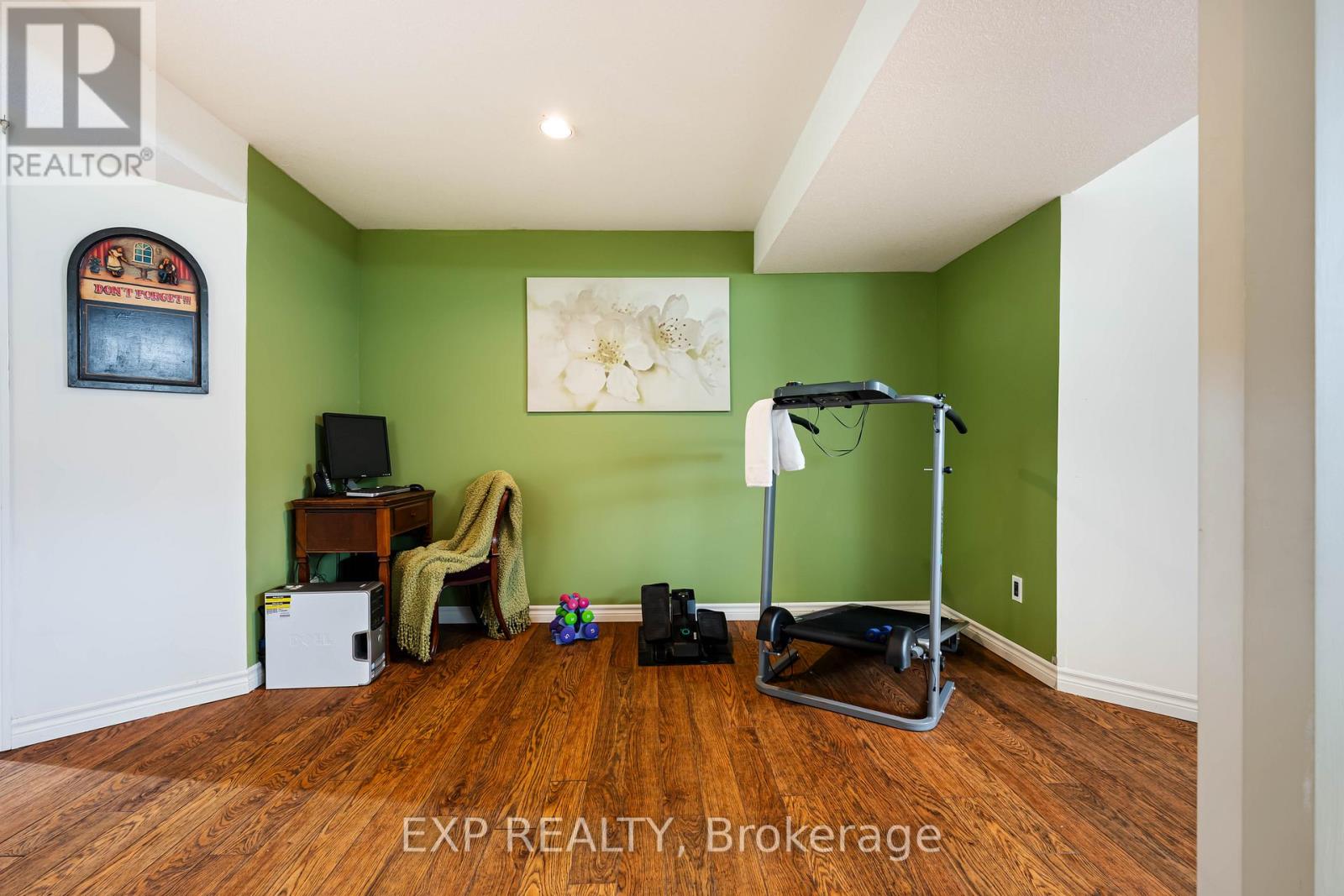 10 MCKITRICK DRIVE - 35