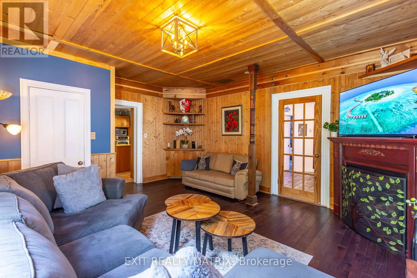 44 MILL STREET - 8