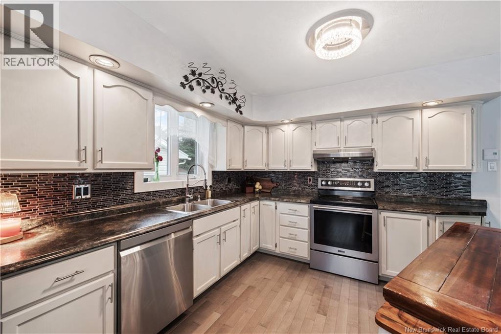 321 Gould Street - Image 3