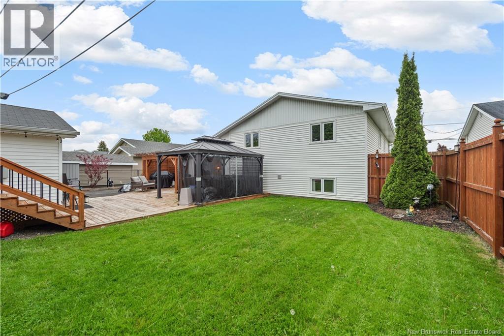 321 Gould Street - 28