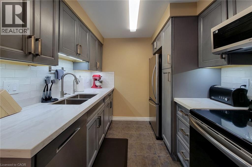 #39 280 THALER Avenue - 17