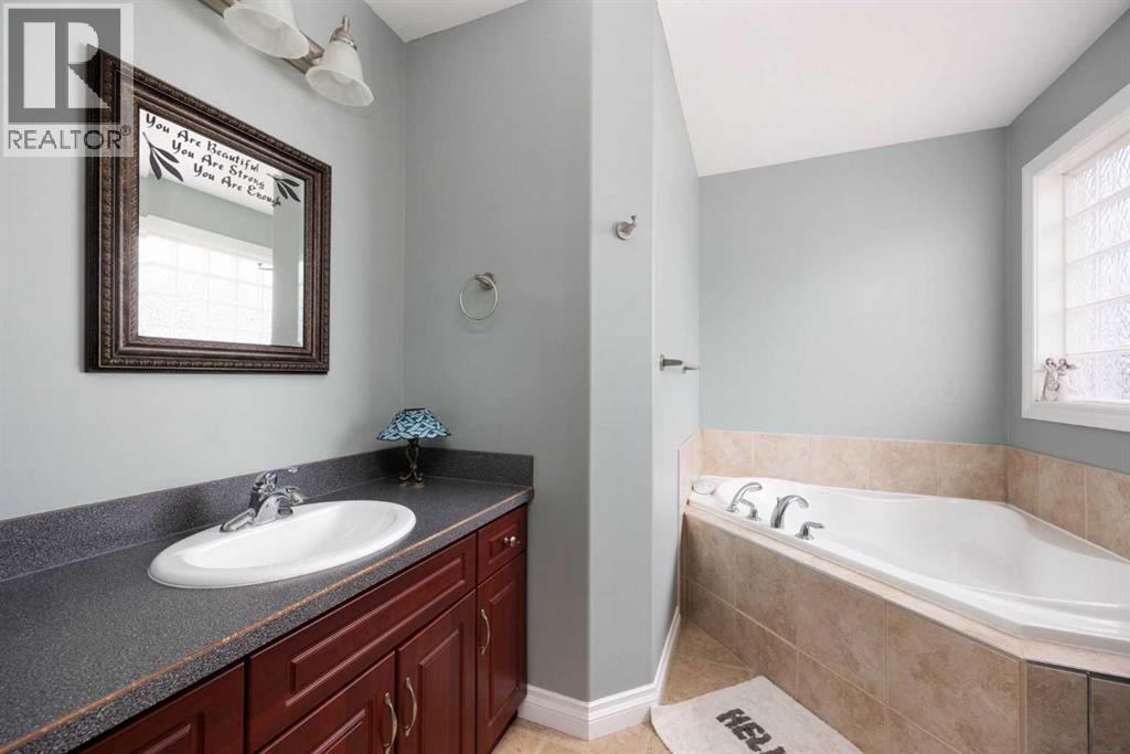 140 Sumac Crescent, Fort McMurray