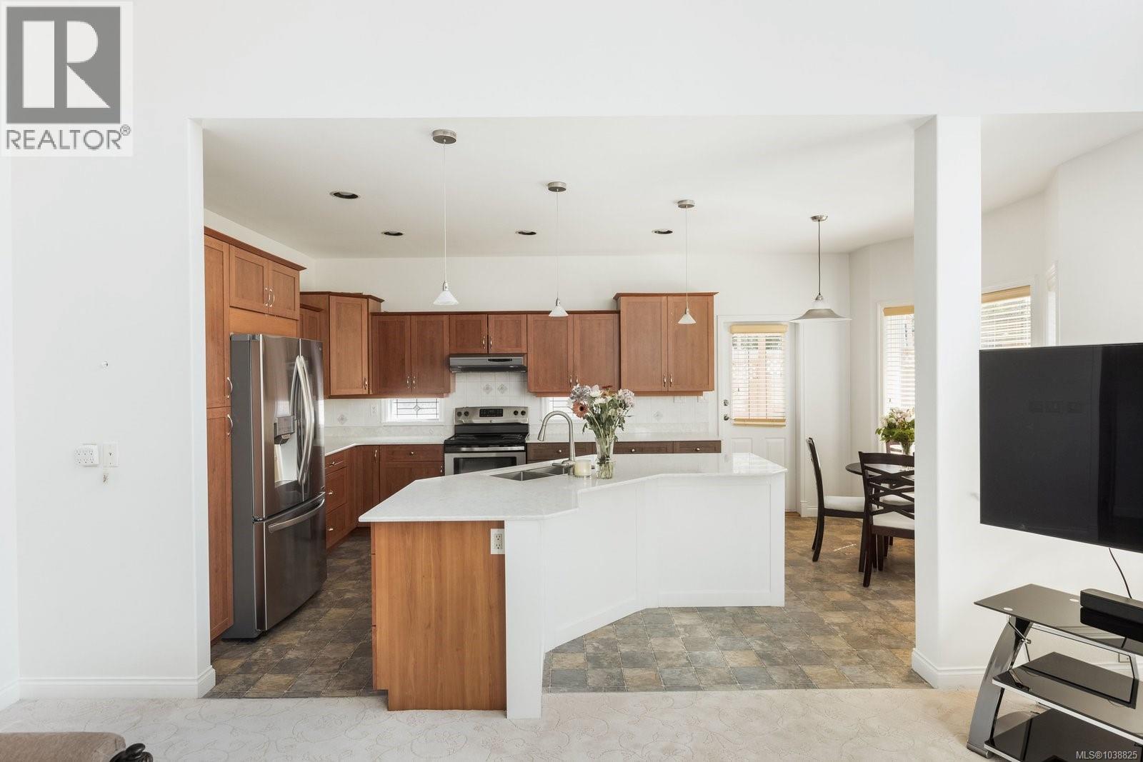 4240 Oakview Pl, Saanich