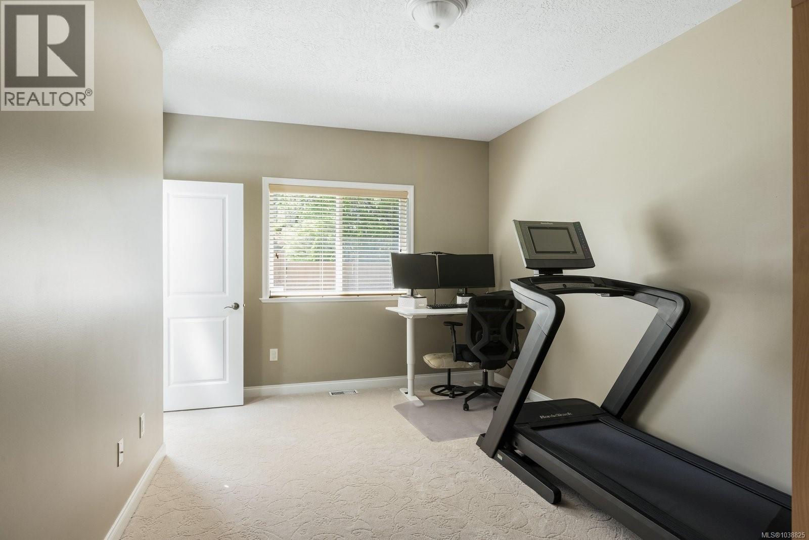 4240 Oakview Pl, Saanich