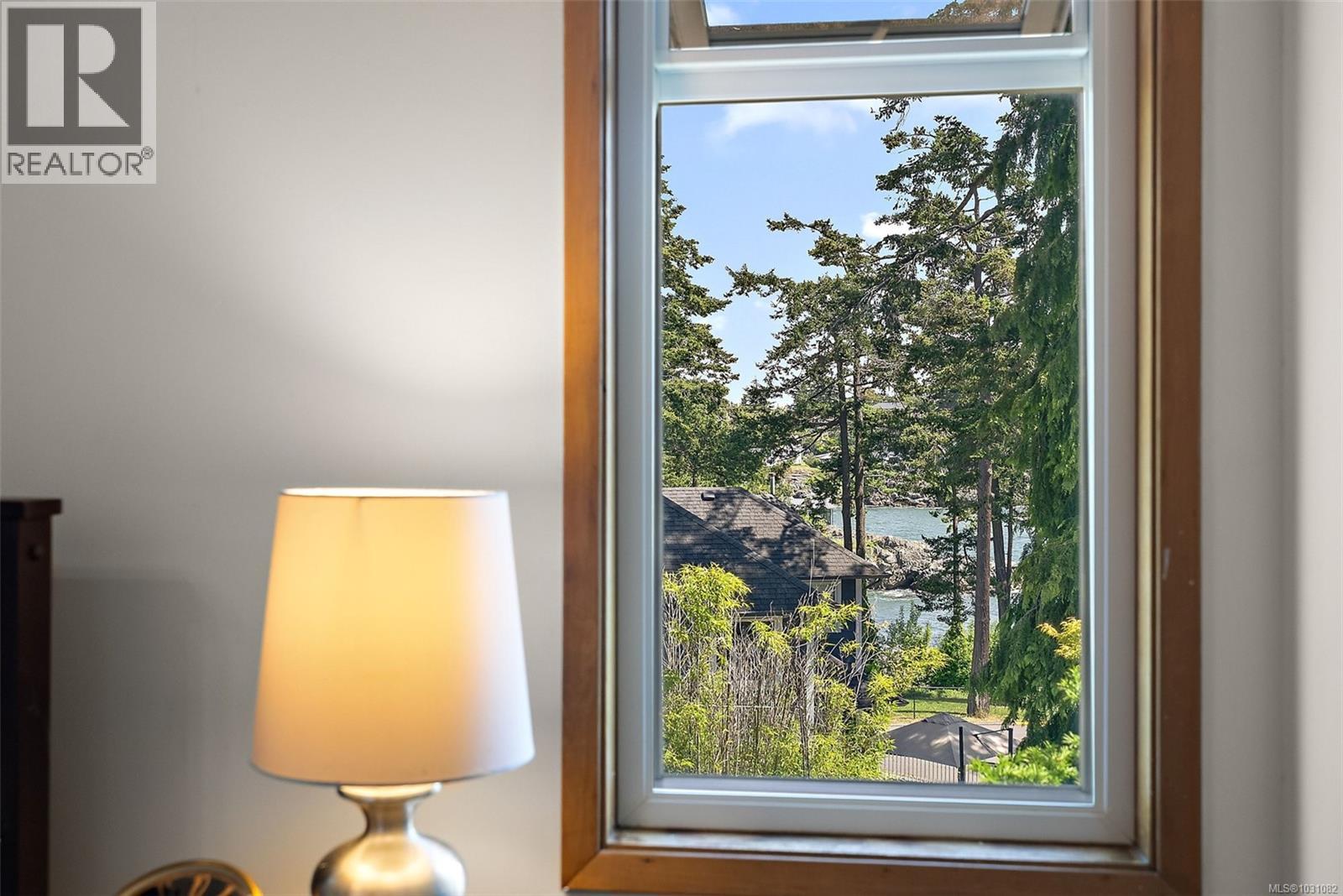 1413 Beatty St, Esquimalt