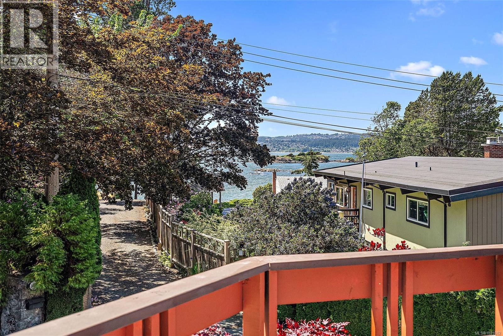 1413 Beatty St - 3