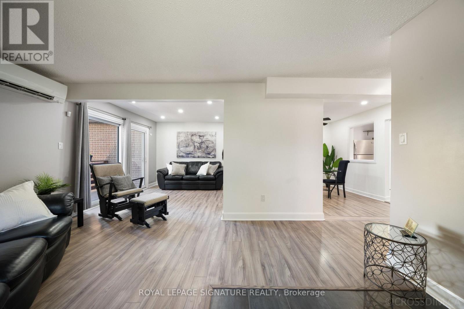 #14 3100 KINGSTON ROAD - 11