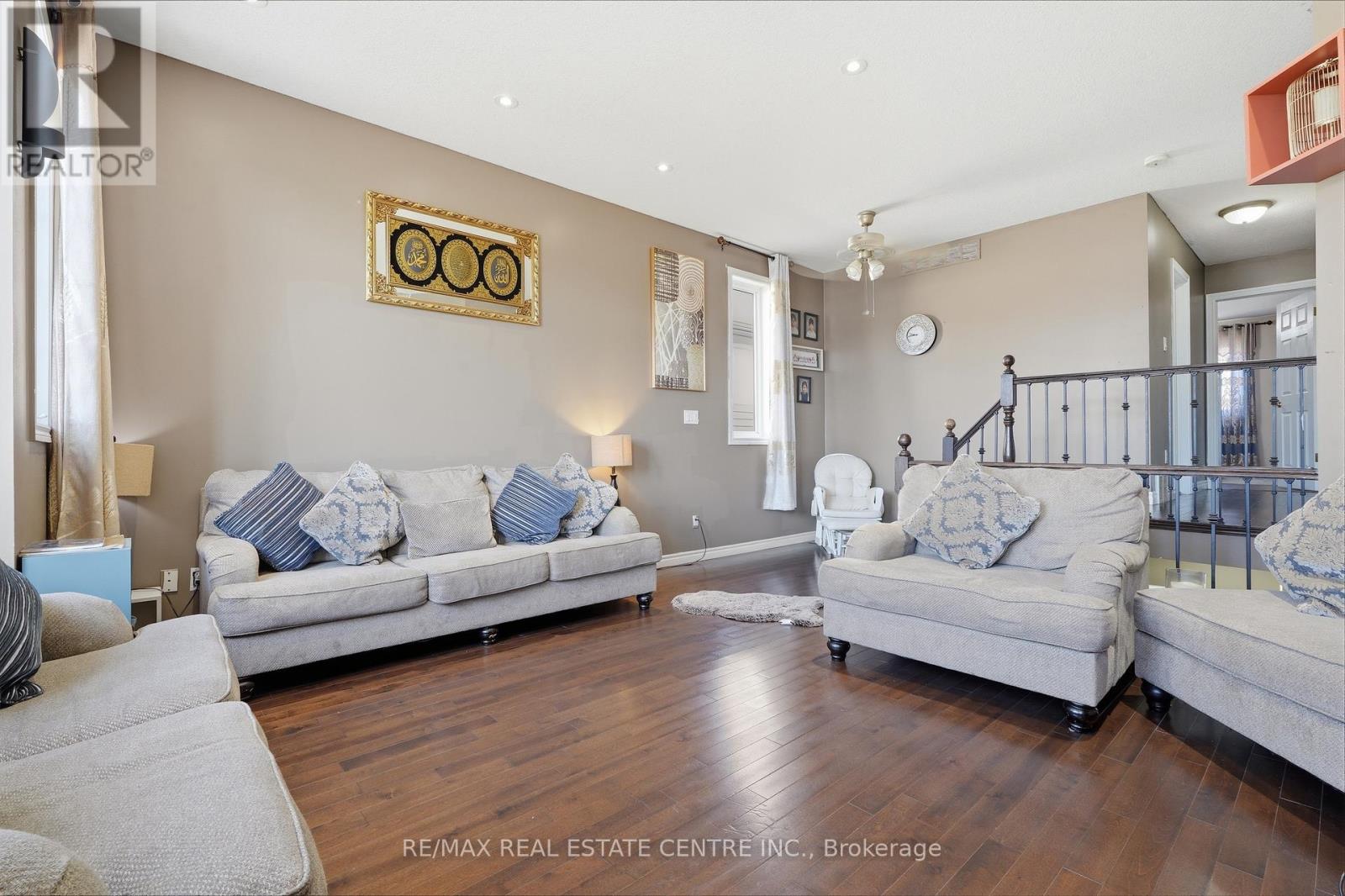 110 GREEN GATE BOULEVARD - 24