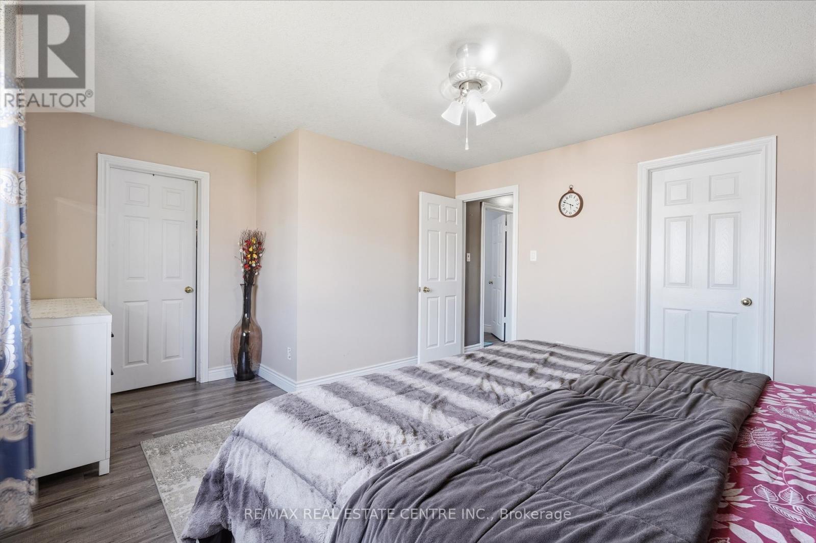 110 GREEN GATE BOULEVARD - 29